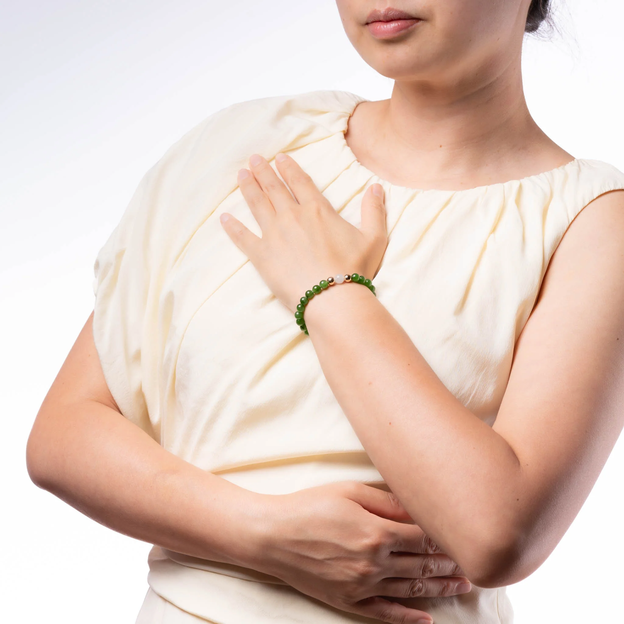 Divine Touch Jade Bracelet with Jadeite Jade - Image 6