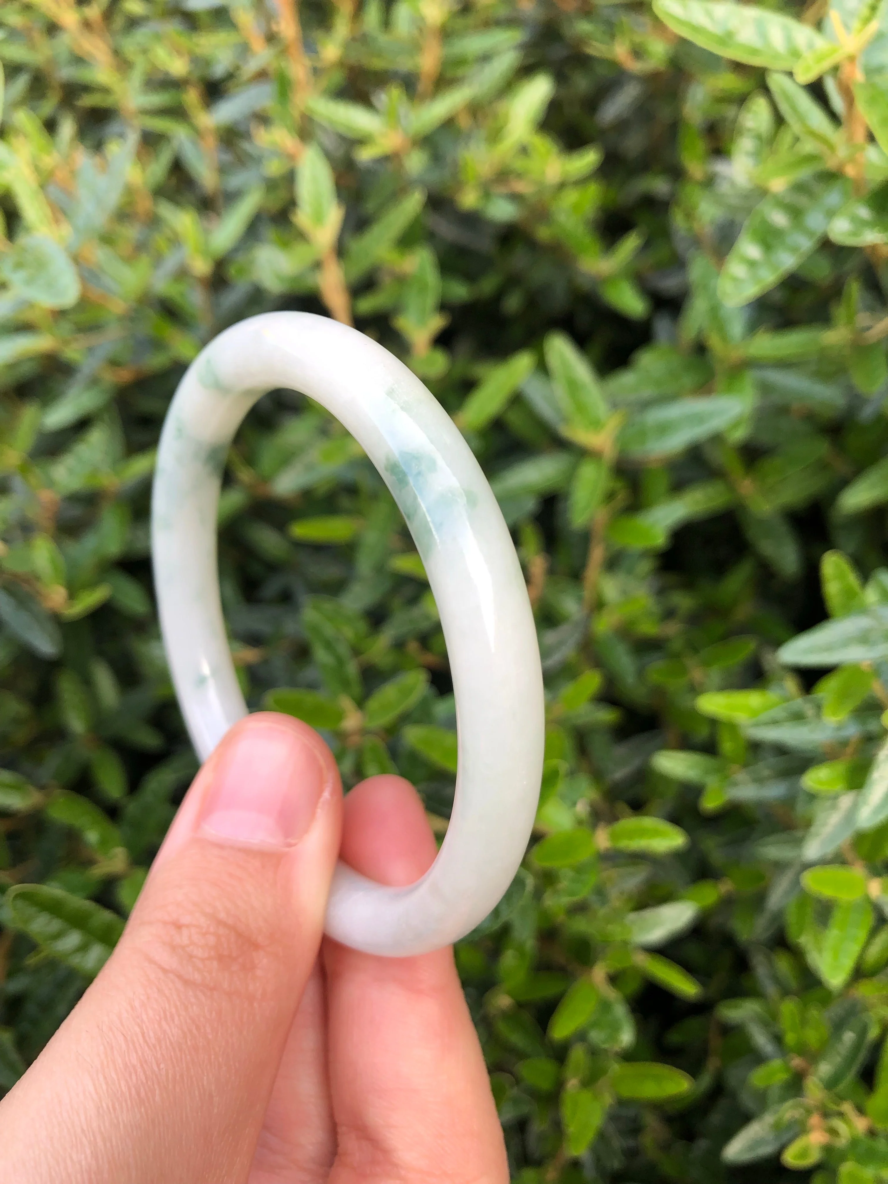 Authentic Natural Flower pattern Jade Bangle Bracelet - 55mm Round - Image 5