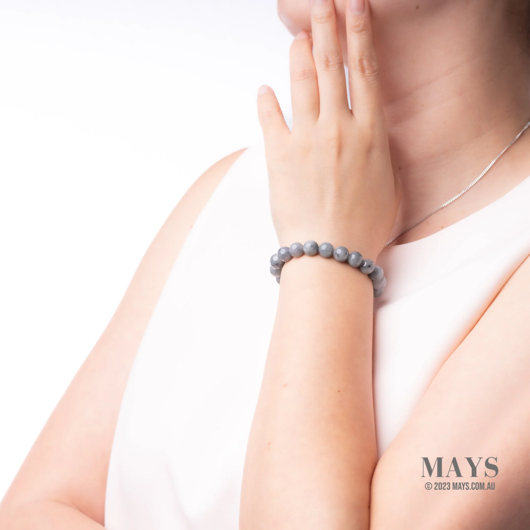Light Grey Jade Bead Bracelet - 9mm - Image 4