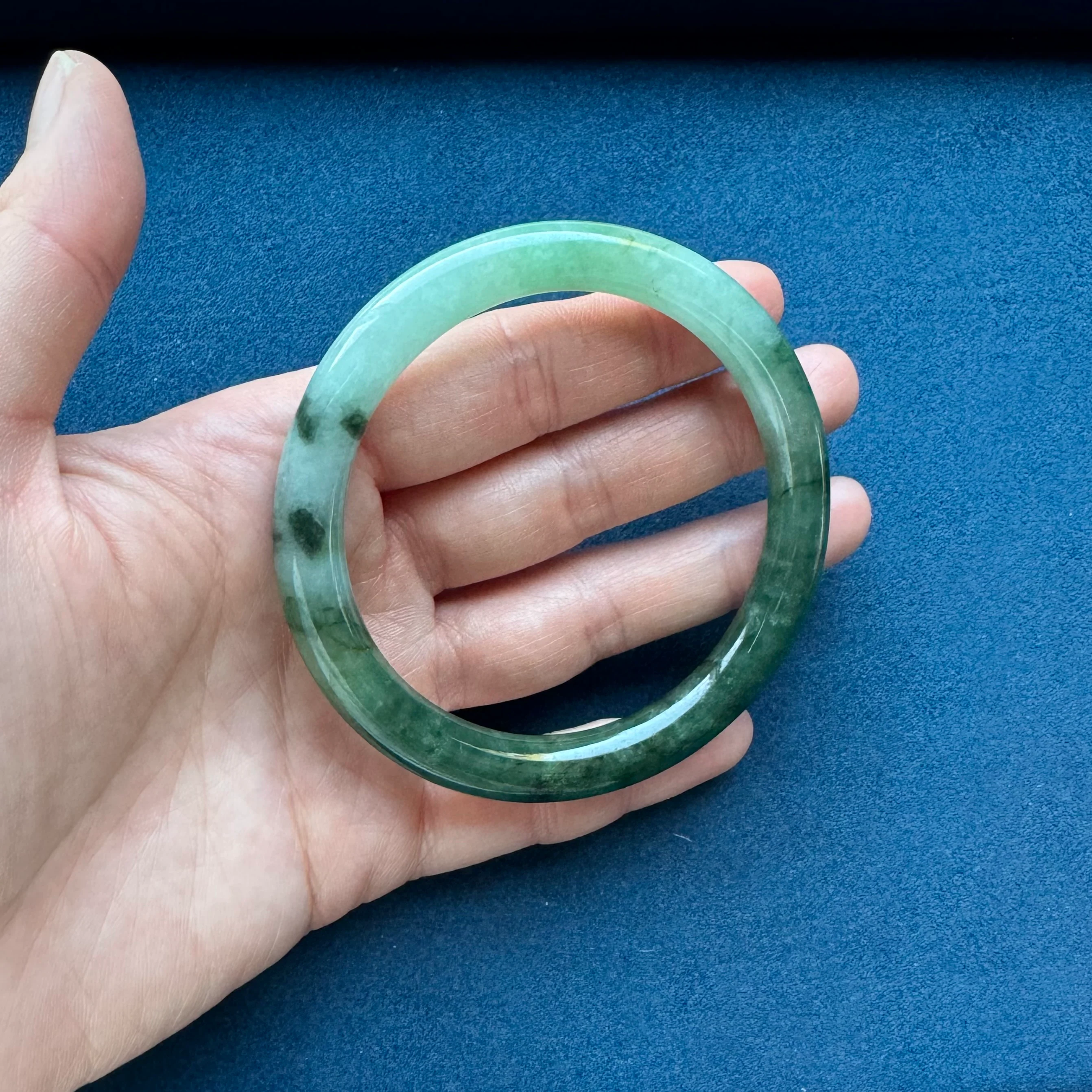 Natural Green Pattern Jadeite Bangle - 58mm Petite Round - Image 6